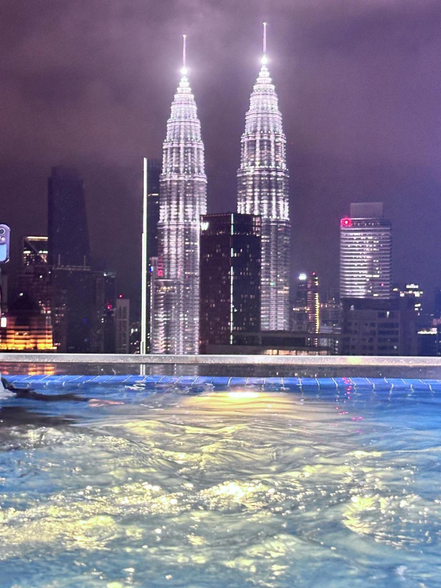 Apartament The Luxe Infinitum Klcc By Sahara Kuala Lumpur Zewnętrze zdjęcie